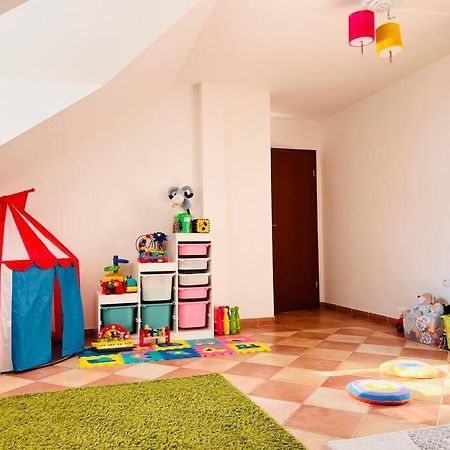 Apartman Se Zahradou 20 Minut Do Centra Prahy Ořech 외부 사진