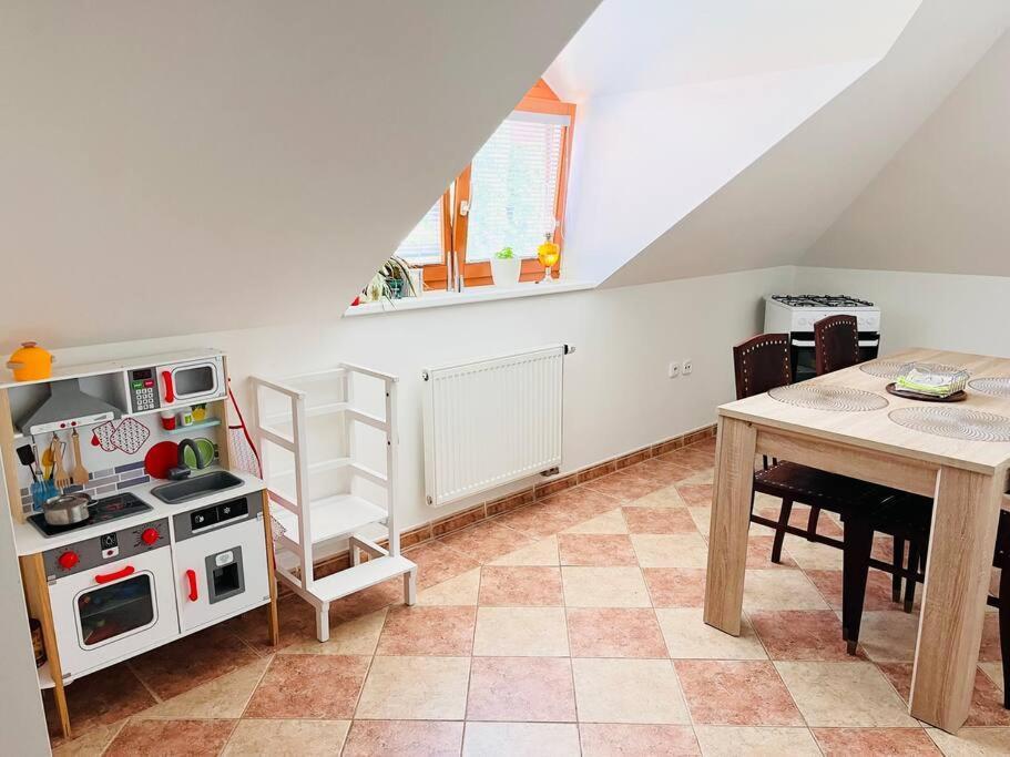 Apartman Se Zahradou 20 Minut Do Centra Prahy Ořech 외부 사진