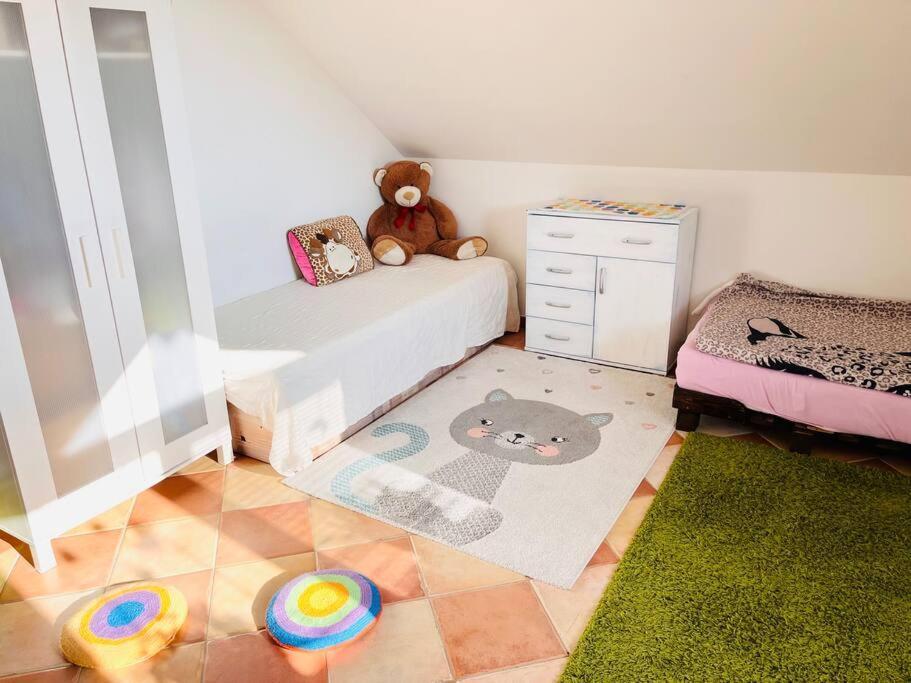 Apartman Se Zahradou 20 Minut Do Centra Prahy Ořech 외부 사진